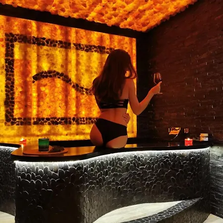 Skalny Zakatek Z Grota Solna Na Wylacznosc